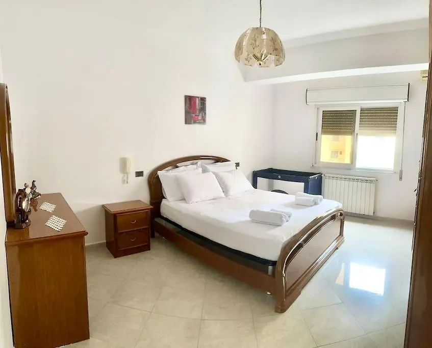 Apartment In Durres, Vollga